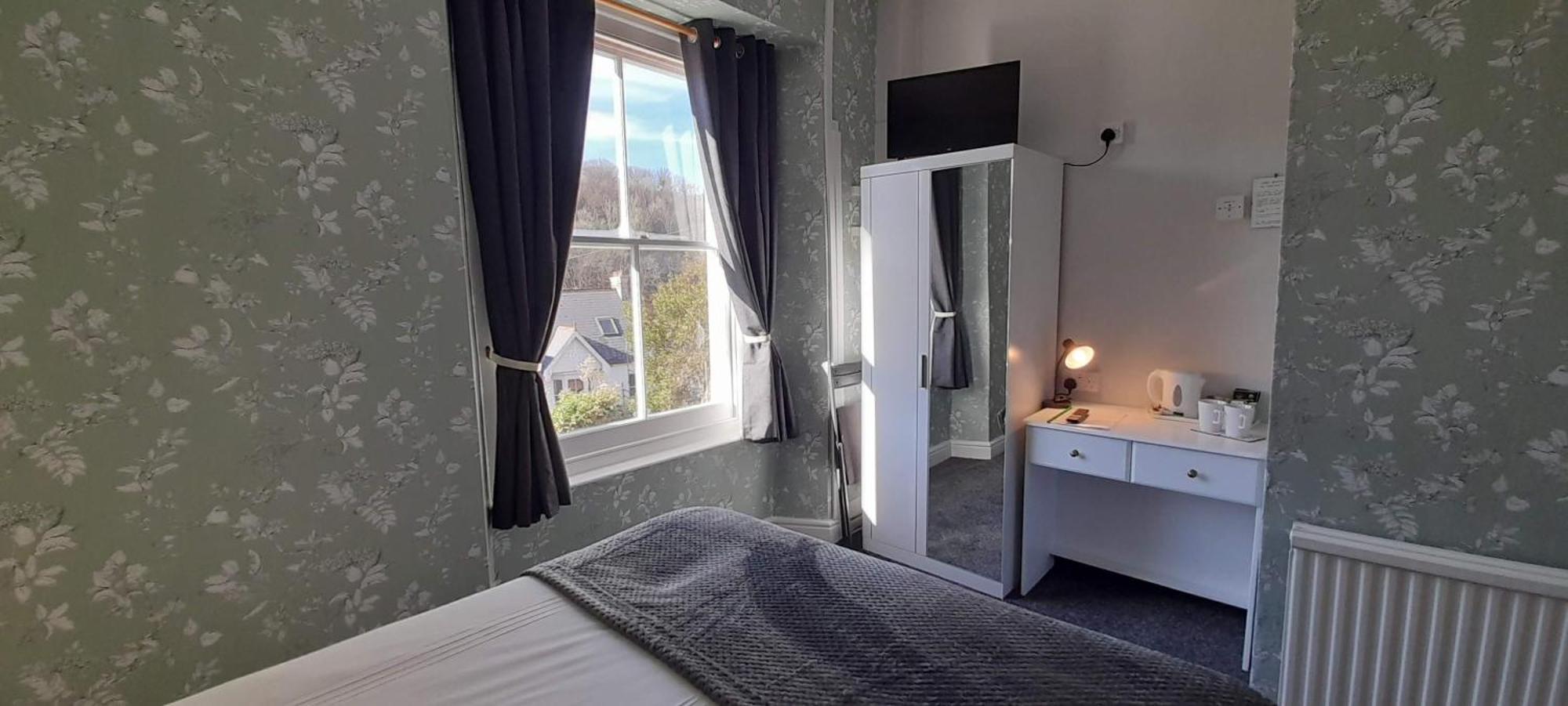 Bed and Breakfast Saffron House à Combe Martin Extérieur photo