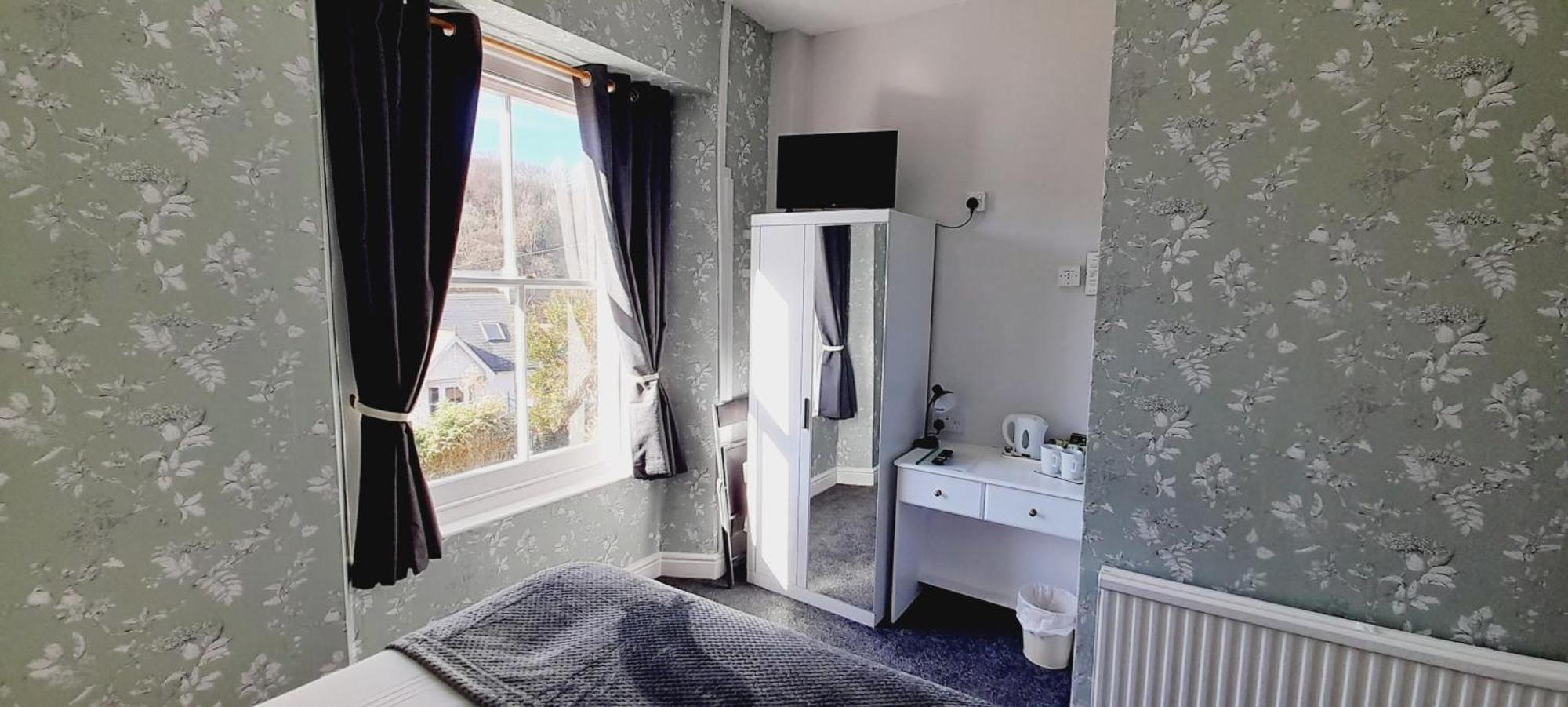 Bed and Breakfast Saffron House à Combe Martin Extérieur photo